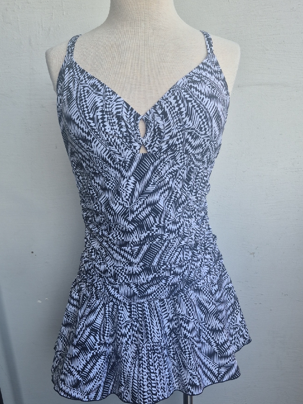 SHORE CLUB- ONE PCE SWIMSUIT/SKIRT